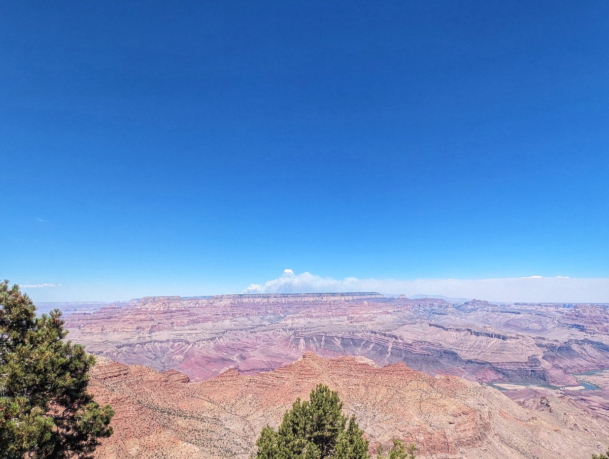 The #wildfires around the north rim of the #Grandcanyon are producing impressive #pyrocumulus clouds at times.