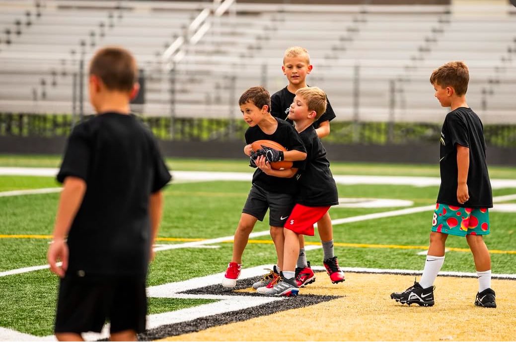 L'Anse Creuse North Football tweet media