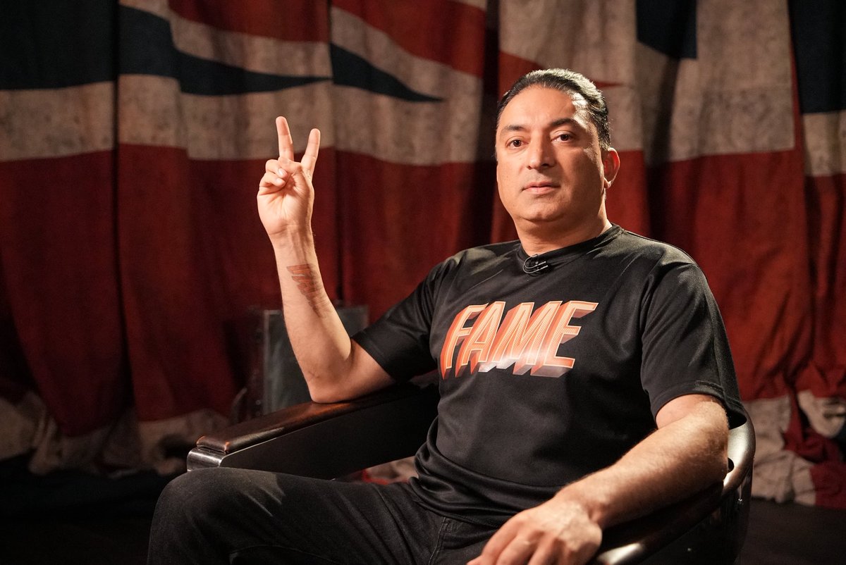 Yesterday I sat down with media mogul Sheeraz Hasan for a game-changing deep dive into the power of FAME!

▶️ Watch now at londonreal.tv/hasan

#BrianRose #SheerazHasan #hollywood #bollywood #LondonReal #MediaPower #SocialStrategy #InfluencerCulture #DigitalWealth