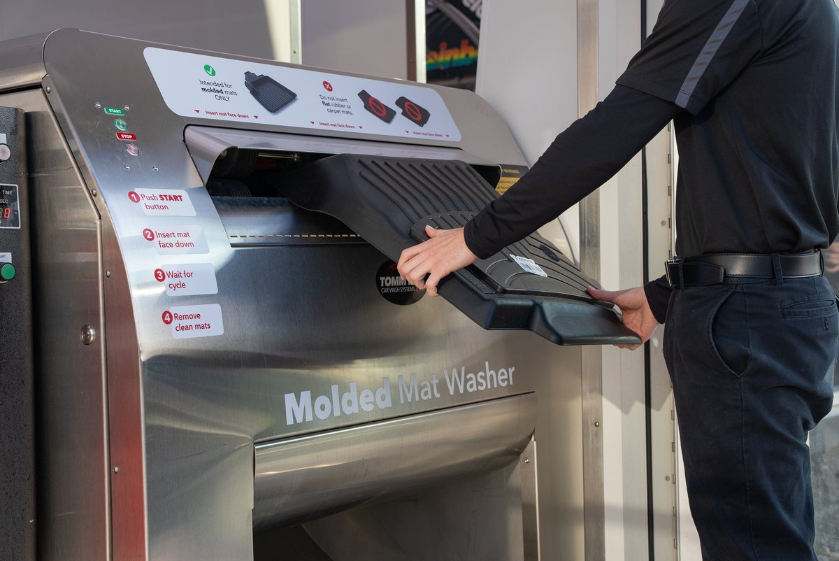 We offer FREE mat washers to blast the dirt and grime out of your floor mats! Check them out at the location nearest you! 

tommys-express.com/locations/