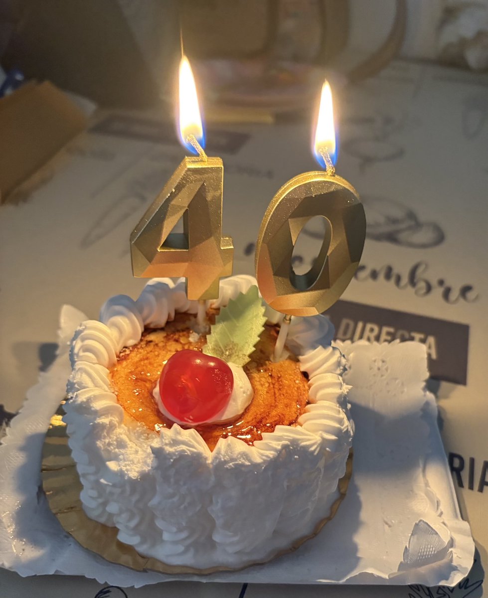 Cecilia Azorín (@ceciliaazorin) on Twitter photo Celebrating life! 🎂 Celebrating life! 🎂