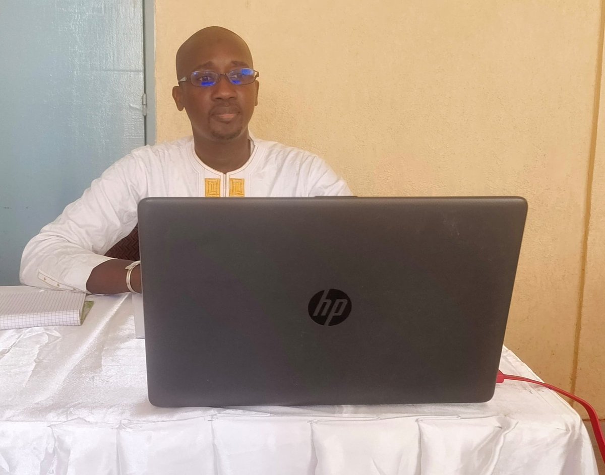 AccessProjet's tweet photo. Le 25/7/25 Salifou OUÉDRAOGO, stagiaire du #ProjetAcceSS a soutenu son mémoire de Master.
En savoir davantage ➡️ https://t.co/SI2hRxIeI6
#InnovationAgricole #ProjetDeSIRA https://t.co/425DUrAEbh