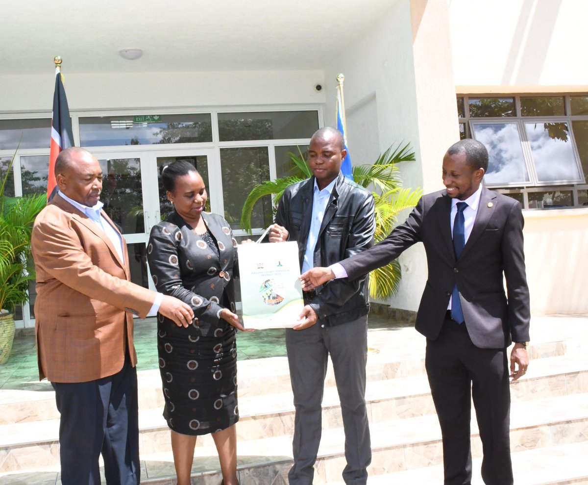 NepadAprmKenya's tweet photo. The benchmarking exercise strengthens peer learning on #Governance &amp; #ServiceDelivery. As a pioneer in the 2024 Inaugural National #CPRM Summit, #MakueniCounty continues to inspire people-driven leadership and shares lessons for counties across Kenya and Africa through #CPRM. https://t.co/LtuIar5FkM