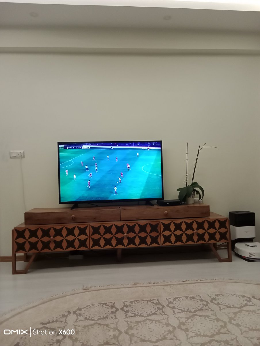 GM 34 🇹🇷 (@gkhnmlkc) on Twitter photo Milyonlarca Euro para harcayıp böyle futbol oyanayacaksak ve 3cülük kovalayacaksak hiç gerek yok abi çıkın alt yapıdan çocuklarla onlarla ligde 7-10 arası oynamaya razıyım 
#SHAvBJK Milyonlarca Euro para harcayıp böyle futbol oyanayacaksak ve 3cülük kovalayacaksak hiç gerek yok abi çıkın alt yapıdan çocuklarla onlarla ligde 7-10 arası oynamaya razıyım 
#SHAvBJK