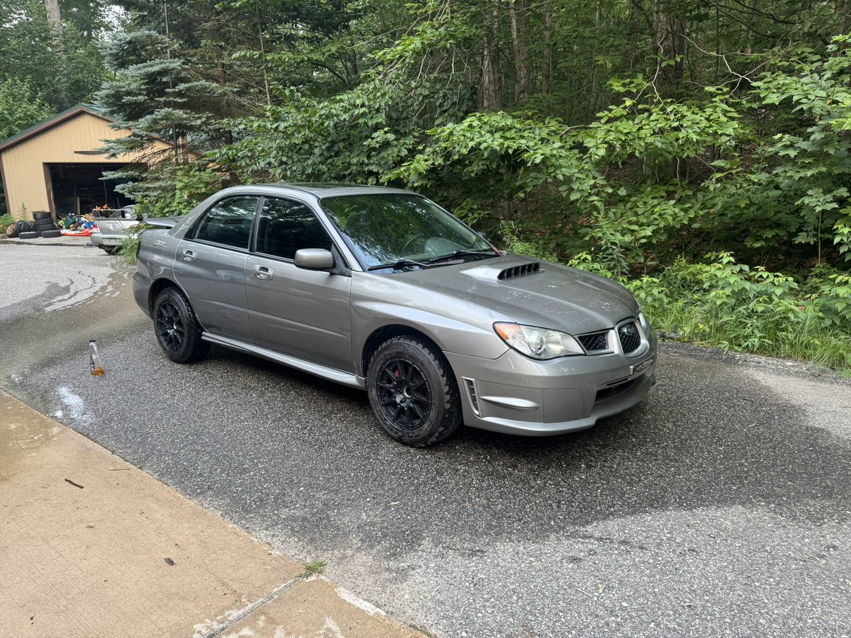 It’s looking like a real rally car now