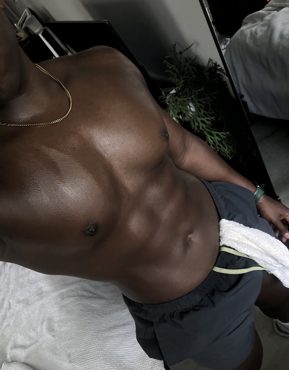 It’s hot out there y’all 🏃🏾‍♂️