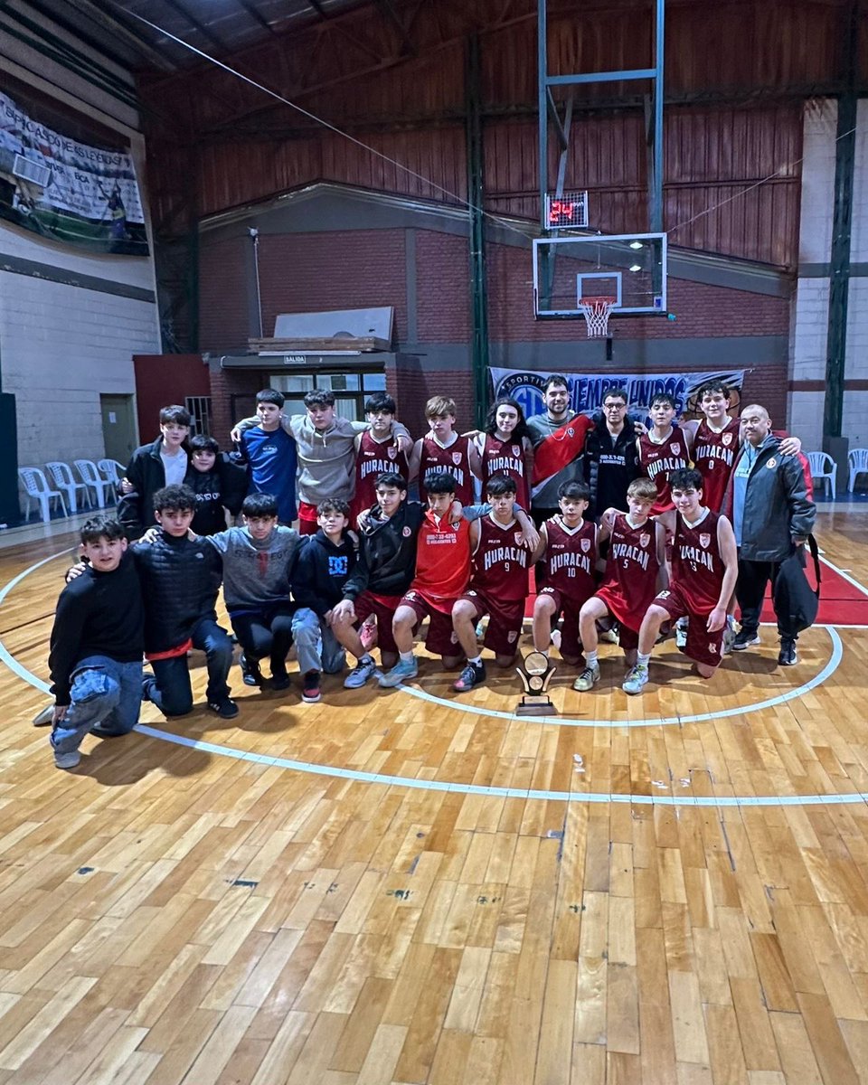 🏆 LOS U15, SUBCAMPEONES DE LA ABECH

🥈Tras la final contra Germinal de Rawson 49 a 66, los pibes del Globo obtuvieron el subcampeonato del torneo local.

🙌 Felicitamos a nuestros jugadores por siempre dar lo mejor por la camiseta.