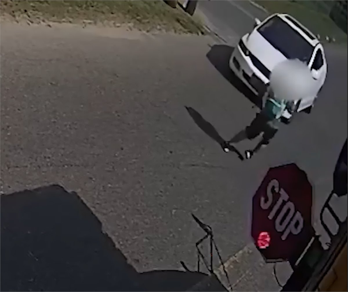 To keep students safe from motorists as they board &amp; exit their school bus, the School District is partnering with BusPatrol. BusPatrol is a stop-arm enforcement technology provider committed to making roads safer for students. leeschools.net/news/july_2025… #LoveLeeSchools