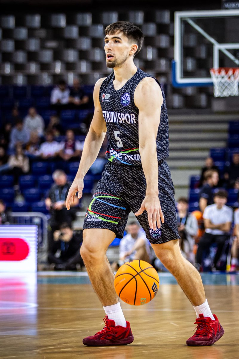 🟡⚫ Así fue la temporada de WESLEY VAN BECK, juego jugador de La Laguna Tenerife.

📏 29 años y 193 cms

◀️ Aliaga Petkimspor 

🏀 BSL 2024-25

✅ 14.8 puntos, 2.6 rebotes, 3.9 asistencias, 1.3 robos y 13.6 de valoración.

60.9% T2 || 42% T3 || 89% TL

#LigaEndesa