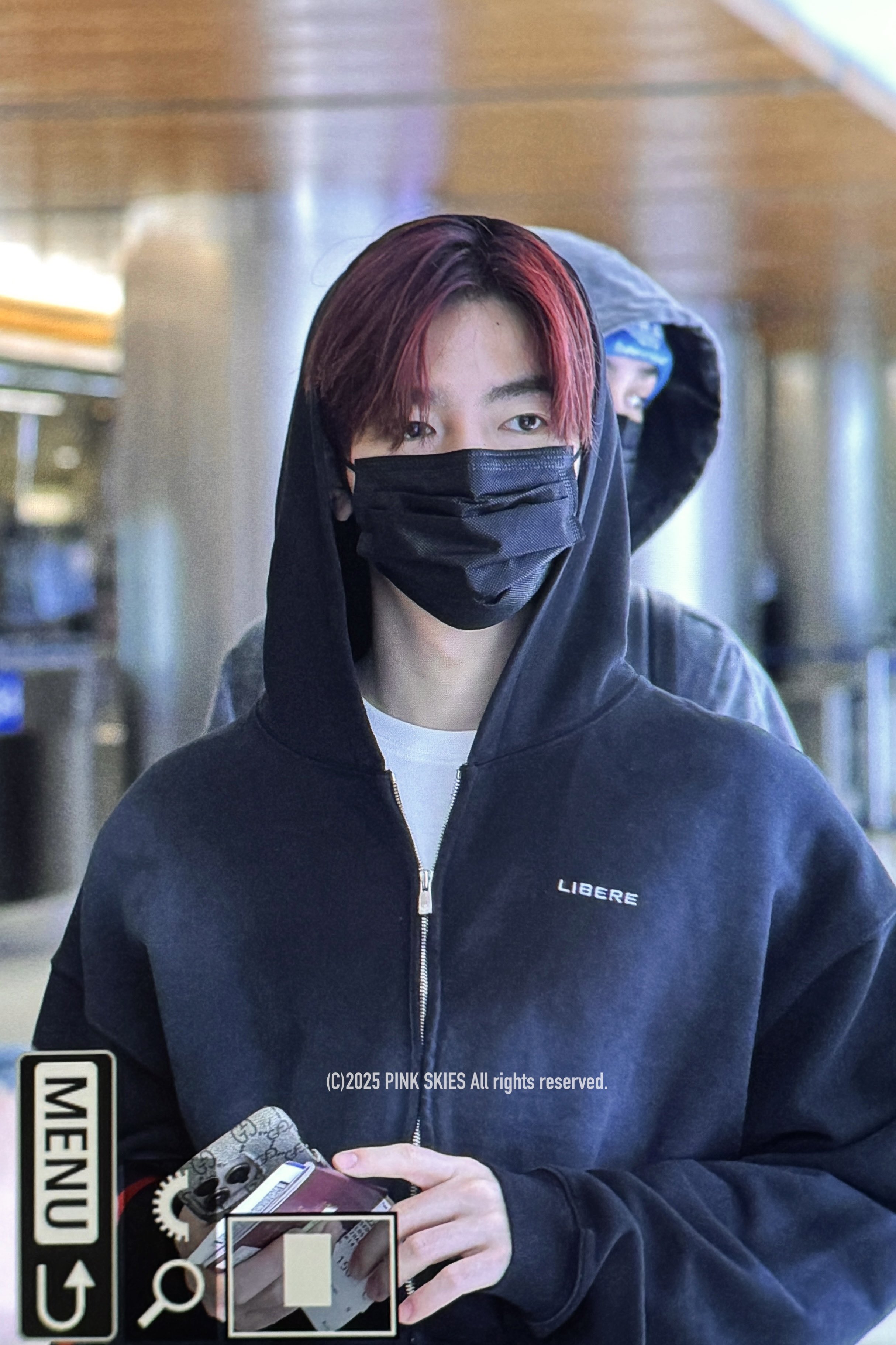 BTS バスローブ バスジャケット 早い者勝ち Amazon.co.jp: Zipper2023年春号 (SHODENSHA MOOK
