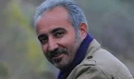 Tweet Kıraathanesi (@tweetcafe35) on Twitter photo Önemli bir tweet!
Bugünlerde gazeteci <a href="/DemirFerit/">Ferit Demir</a>'e Narin cinayeti konusunda yalan haber yaptığı iftirası atılıp linç edilmeye çalışılıyor. Ferit Demir'i şahsen tanımam. Ama iyi bir medya okur-yazarı olarak uzun zamandır kendisini takip ederim.
Ahlaksız Güran ailesinin Önemli bir tweet!
Bugünlerde gazeteci <a href="/DemirFerit/">Ferit Demir</a>'e Narin cinayeti konusunda yalan haber yaptığı iftirası atılıp linç edilmeye çalışılıyor. Ferit Demir'i şahsen tanımam. Ama iyi bir medya okur-yazarı olarak uzun zamandır kendisini takip ederim.
Ahlaksız Güran ailesinin
