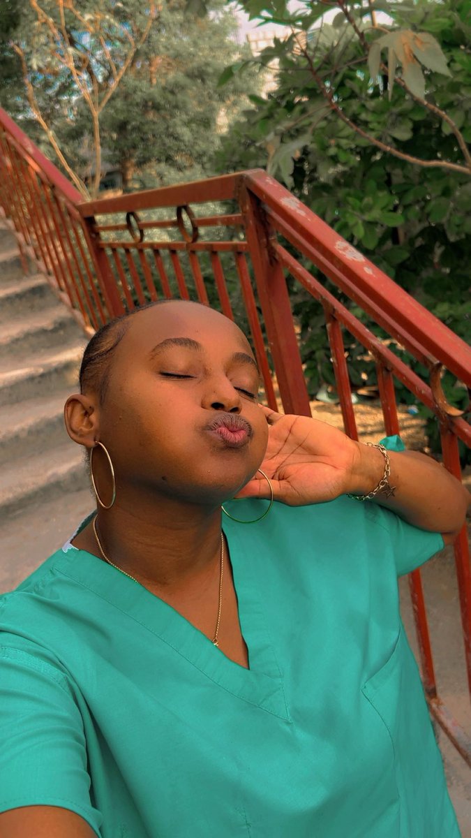 OdiusM's tweet image. Bye bye-bye juillet 😘😘😘😘