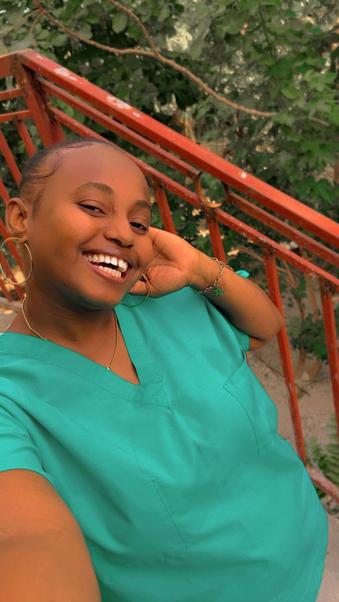 OdiusM's tweet image. Bye bye-bye juillet 😘😘😘😘