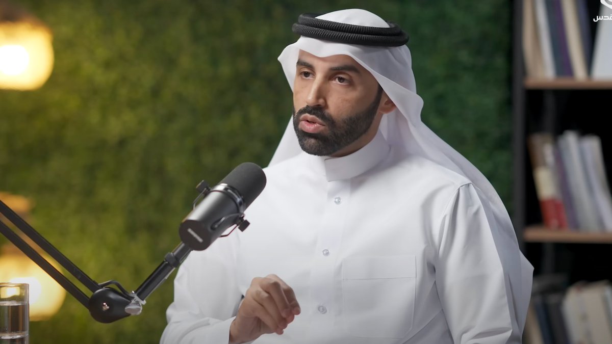 🗣️ Katarlı yazar Dr.Nayef Nahar:

"İsrail, Gazze’yi yok ettiğini sanıyor; oysa gerçekte, İslam dünyasının zihnini yüzyılı aşkın süredir etkisi altına alan Batı modelini yıktı. 

Bugün, Gazze'de işlenen soykırımın ve Batı'nın iki yüzlülüğünün açığa çıkmasının ardından, İslam