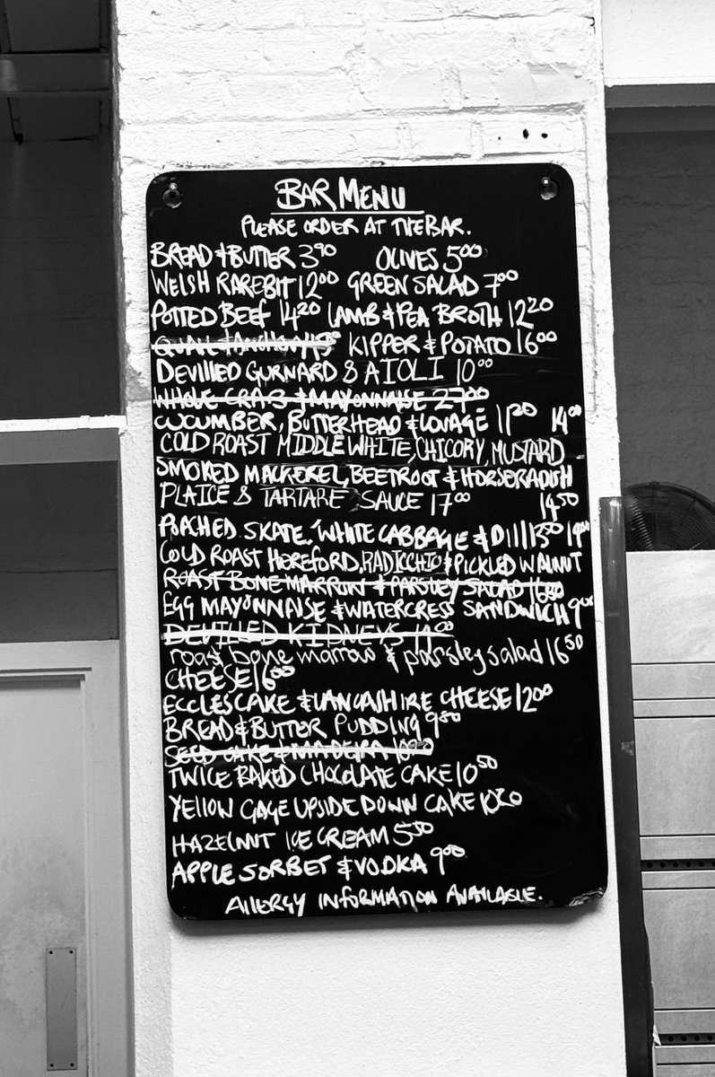 Last night in London, at Anthony Bourdain’s favorite place, eating his favorite dish, seated next to Chef Slowick himself… Ralph Fiennes, as apparently his favorite place as well as Tony’s. Anyone know the name of this place? Or the dish?