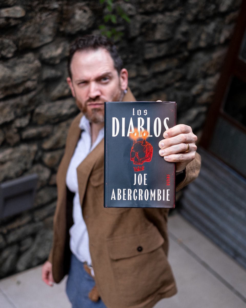 hot grimdark summer 🔥
(feat. <a href="/LordGrimdark/">Joe Abercrombie</a>)