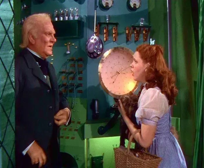DTNEtiquette's tweet photo. Pay no attention to the man behind the curtain (hint, hint) - you hold your own power! ~ #DTN #UrPower #ownit https://t.co/DhXTbGfx7d