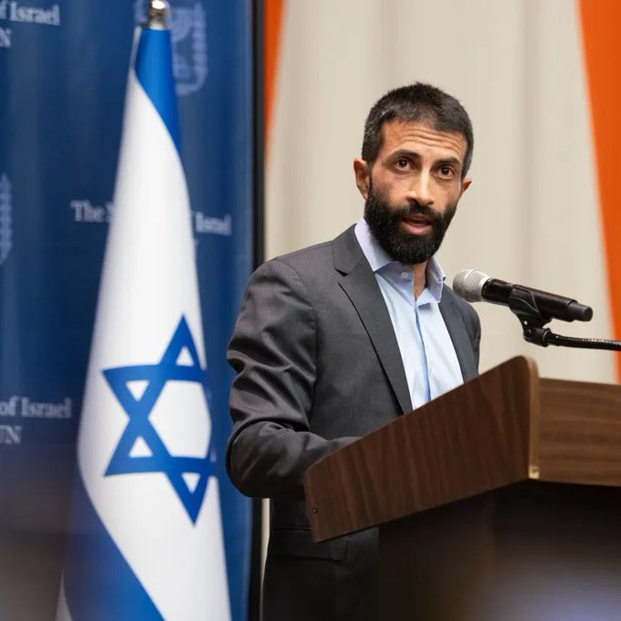 VividProwess's tweet photo. Son of Founder of Hamas, Mosab Hassan Yousef:

"Palestine never existed. It is nothing but a violent ideology that was established as a hostile movement to annihilate the Jewish people from that land."

He's 100% correct. https://t.co/hSMolQNhof