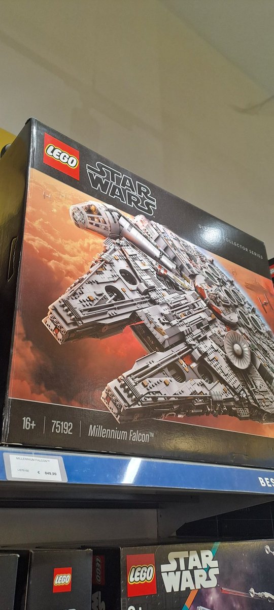 MariusCode's tweet image. Every developer's childhood dream

True ?