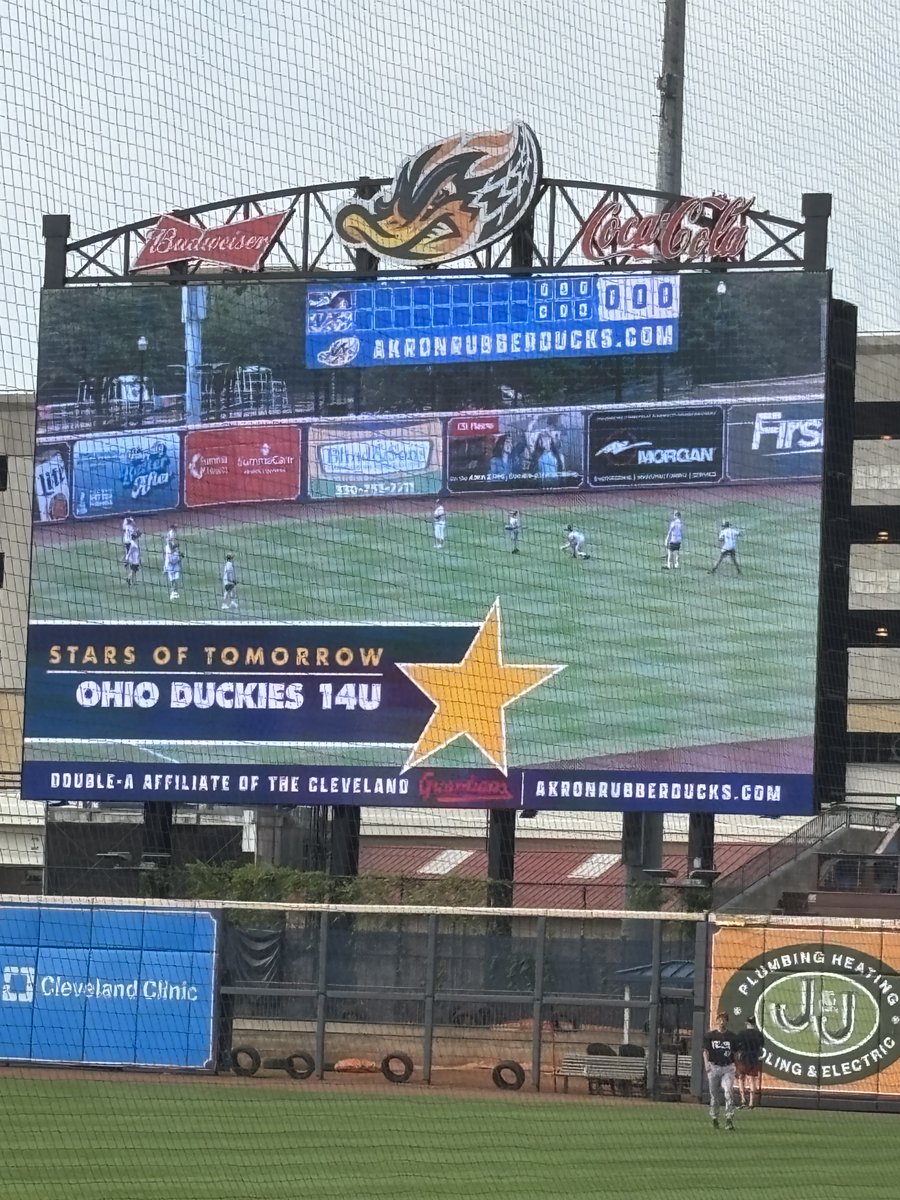 Jaxon Powell (8th) and his baseball team, the "Ohio Duckies," were invited to an Akron Rubber Ducks game! They were lucky enough to practice in the outfield with the team. His family cheered him on from the stands. He also received a hat and even got a game ball! ⚾
#RepthatA