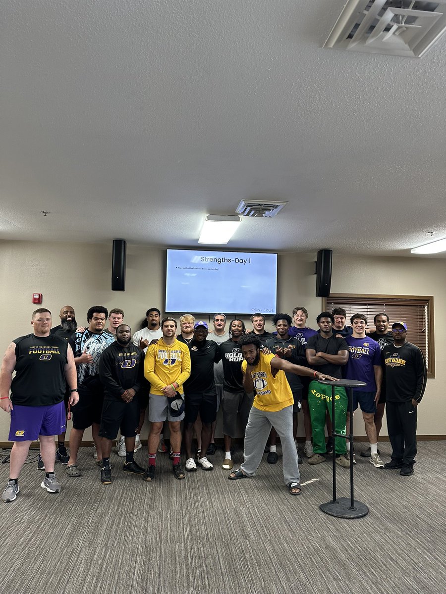 ONAZFootball's tweet image. We want to give special thank you to Special thank you to Dr. Jeff Williamson and Pastor Tone Marshall. As they worked closely with our players during the Leadership Retreat. 
-
#HateAverageBeGREAT #WinTheWest #FearTheStreak #TheTigerWay #R837 #ComeToTheBourb #HoldTheRope