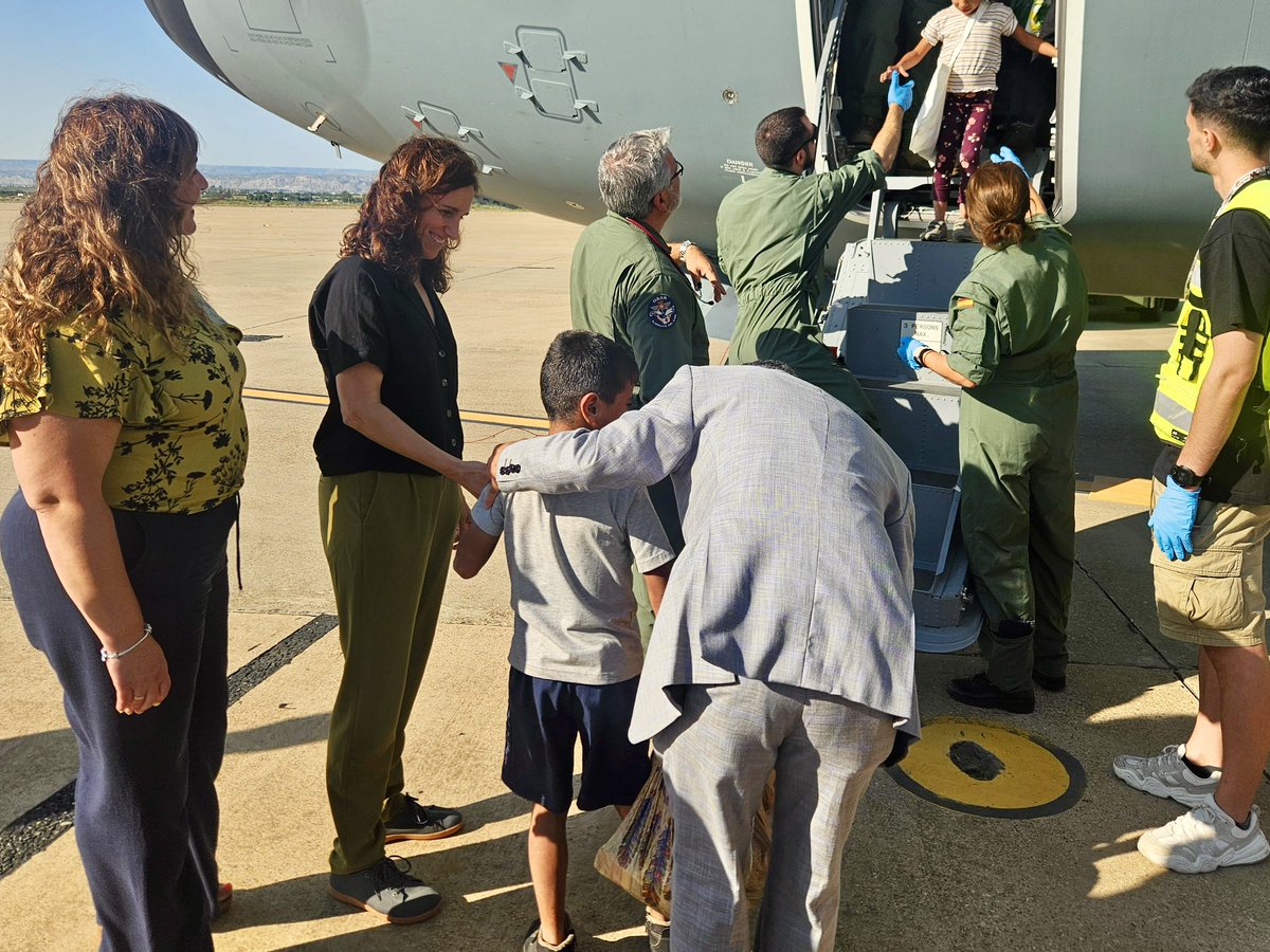 España vuelve a acoger a menores palestinos heridos y enfermos. Hay algo aún más insoportable que las imágenes: las historias que nos cuentan.

Nuestro país tiene el deber y el orgullo de salvar vidas, exigir un alto el fuego e impulsar la ruptura del acuerdo europeo con Israel.