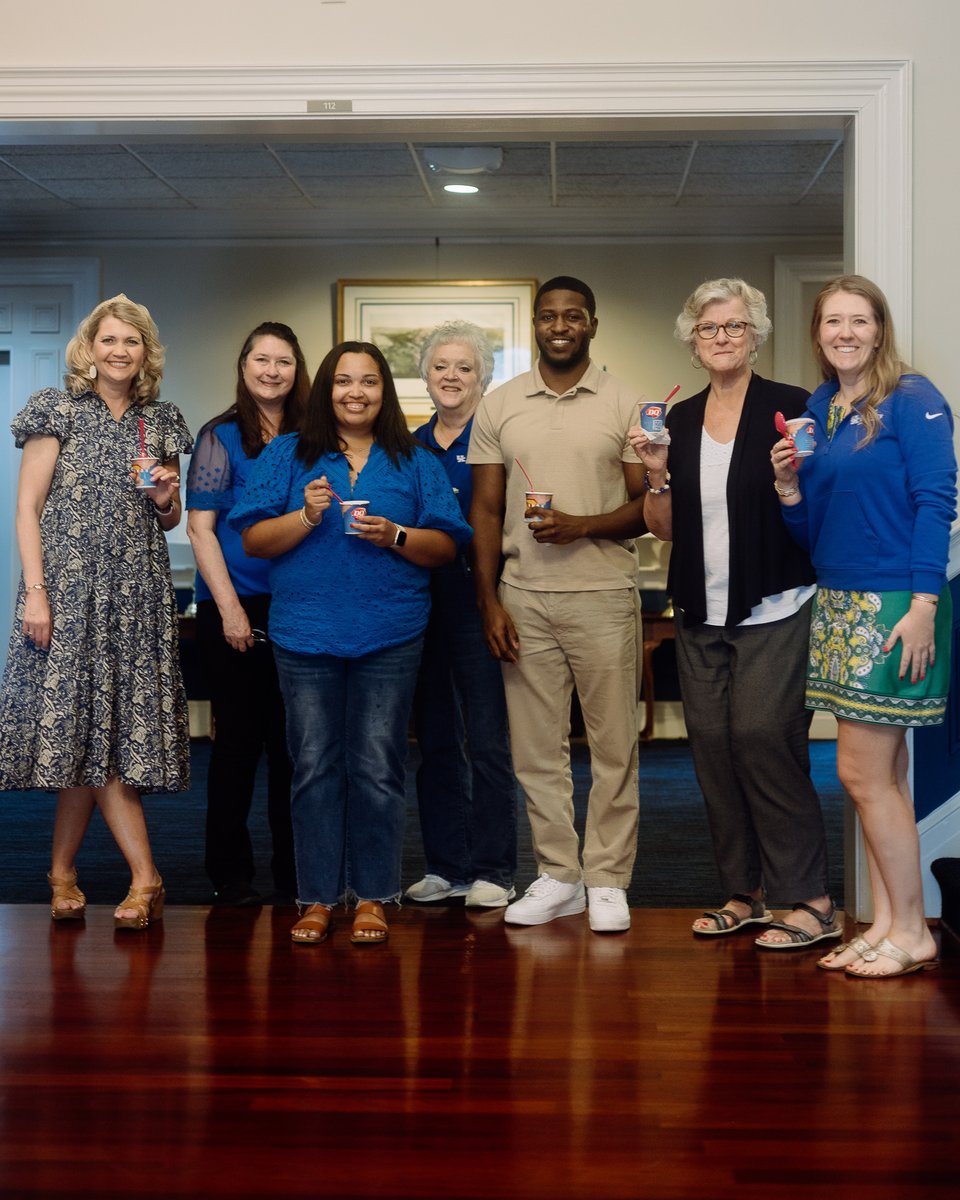 🍦 It's #MiracleTreatDay! Swing by your local @dairyqueen and grab a blizzard! For every treat sold $1 goes to @kentuckychildrenshospital.

We enjoyed ours!