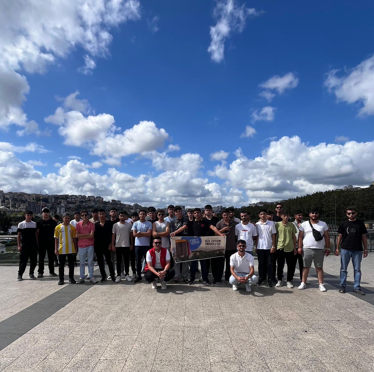 GSB Muş Gençlik Merkezi (@mus_gm) on Twitter photo Medeniyet,Tarih ve Kültür kampı 📍İstanbul’dan kareler
😊📸
#GSBGM
#GençlikKampları
<a href="/OA_BAK/">Dr. Osman Aşkın Bak</a> <a href="/gencliksporbak/">Gençlik ve Spor Bakanlığı 🇹🇷</a> Medeniyet,Tarih ve Kültür kampı 📍İstanbul’dan kareler
😊📸
#GSBGM
#GençlikKampları
<a href="/OA_BAK/">Dr. Osman Aşkın Bak</a> <a href="/gencliksporbak/">Gençlik ve Spor Bakanlığı 🇹🇷</a>
