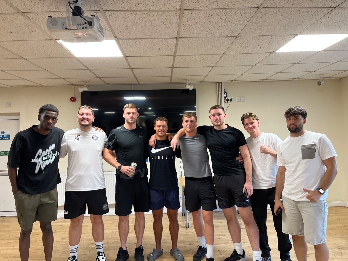 (C) Quorn Football Club (@quornafc) on Twitter photo Tonight’s winning team in our escape room activity courtesy of <a href="/EscapeCoalville/">Escape Coalville</a>
#WeAreQuorn #QuornFC #TheMethodists⛪ #TheReds🔴 #TheStottoStadium 🏟 Tonight’s winning team in our escape room activity courtesy of <a href="/EscapeCoalville/">Escape Coalville</a>
#WeAreQuorn #QuornFC #TheMethodists⛪ #TheReds🔴 #TheStottoStadium 🏟