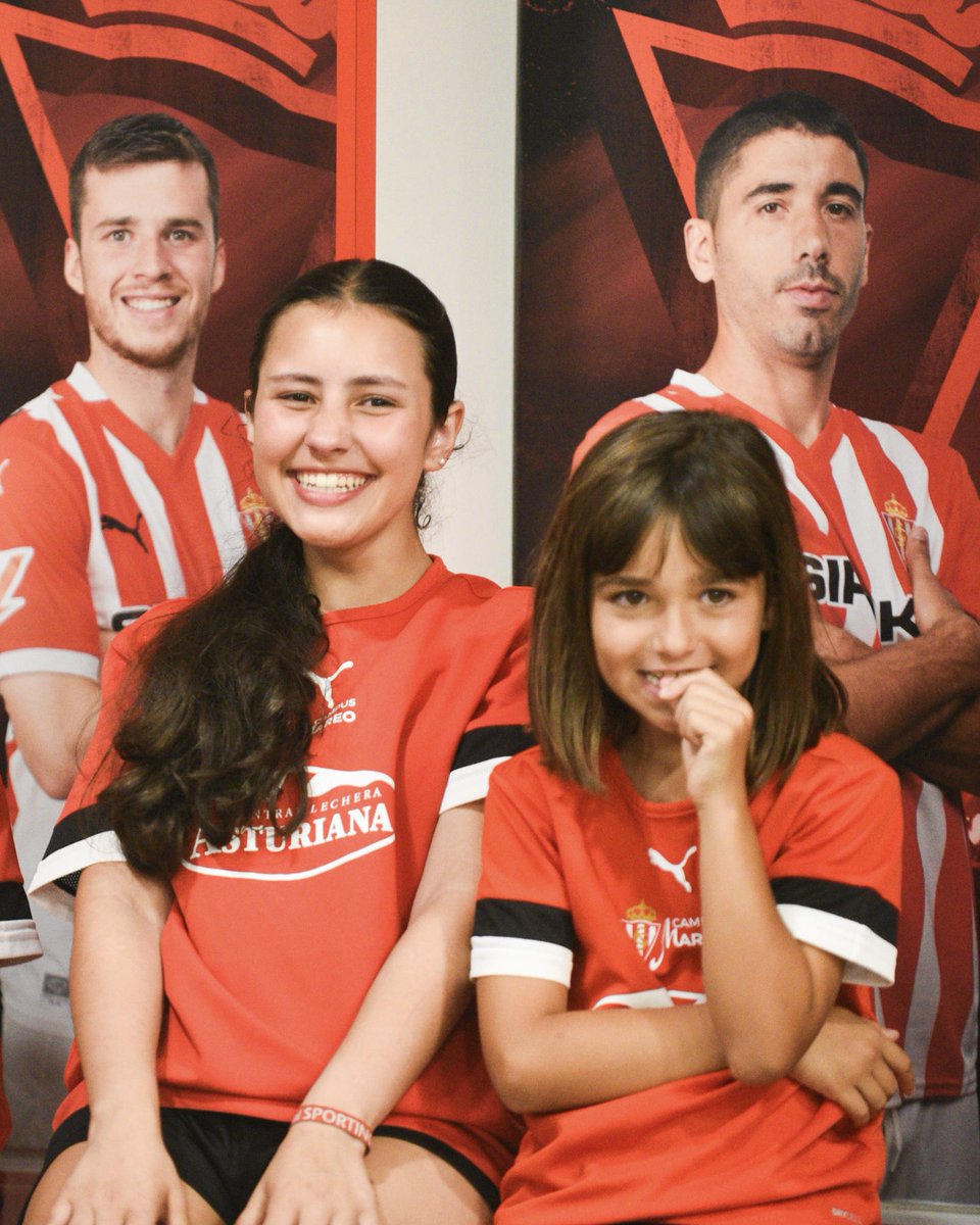 🎞️ Carrete de nuestra visita a 'El Molinón Tour'. 

🔴⚪️ Tarde insuperable en el #CampusMareo – Central Lechera Asturiana.