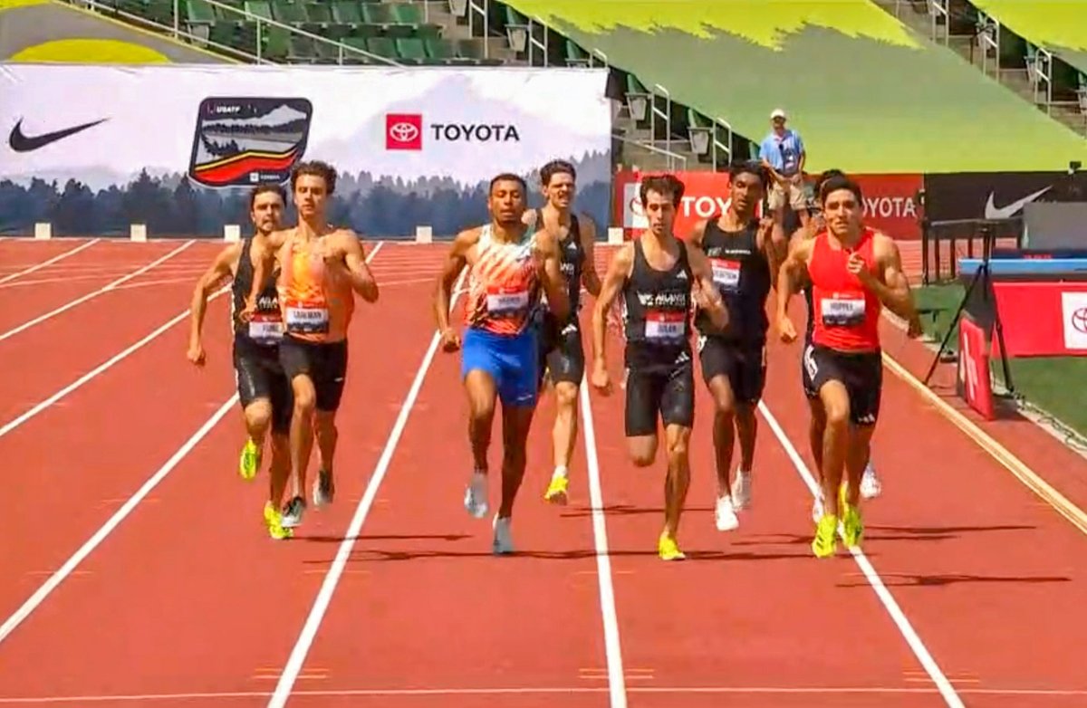 Bryce Hoppel 🇺🇸 eased through the first round of the men's 800m at the US Championships, clocking a time of 1:45.69!

He finished ahead of Colin Sahlman, who ran 1:45.80 and Sean Dolan in 1:45.99.