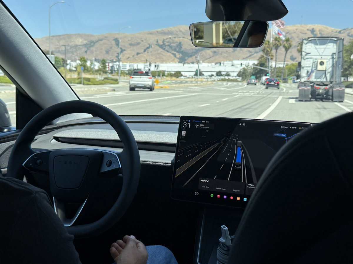 Tesla Ride Hailing Service in SF Bay Area drives just as well as Austin. Very impressed with how it’s driven so far. 

There’s a monitor in the drivers seat here versus the passenger seat like Austin has because of CA regulation. He’s not driving or intervening at all. Some