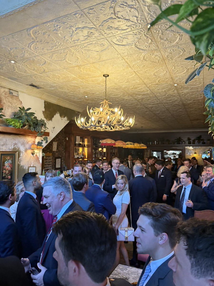 ASwoyer's tweet image. 👏🏻 🥂 @mrddmia @Article3Project hosted a great event at Butterworth’s @RaheemKassam last night to celebrate Emil Bove’s confirmation.
Grateful to be included.