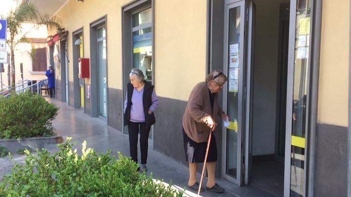 In pagamento le pensioni alle Poste dal primo agosto buff.ly/q5qOg5K