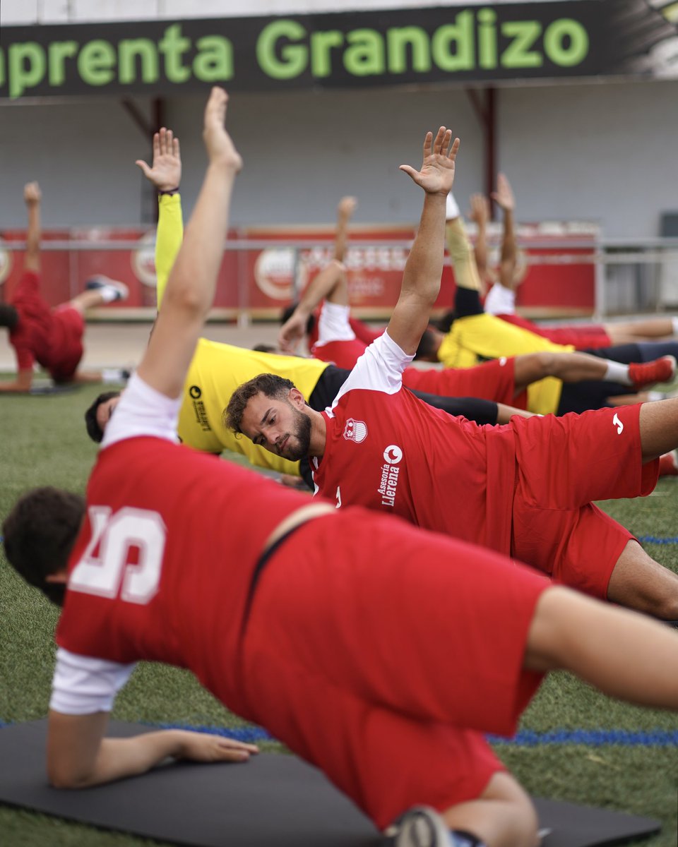 adllerenenseof's tweet photo. 👋🏼 Primera sesión completada ✅ 

#SiVolvieraANacer | #TerceraRFEF https://t.co/mf2q8mpC9z
