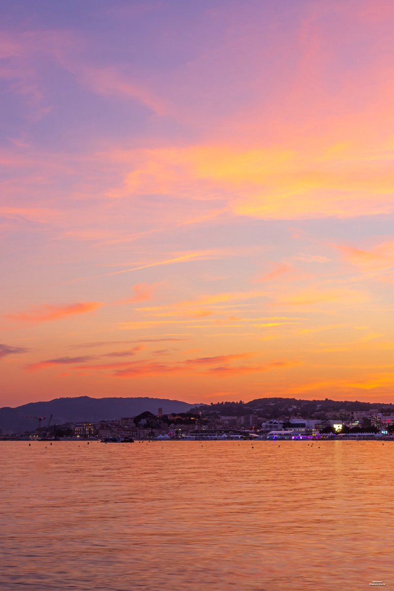 ๐ค๐๐ก๐๐๐๐๐๐ค (@slpcannes) on Twitter photo Coucher de soleil trรจs colorรฉ
Rรฉalisรฉ en juin
Belle soirรฉe
#CotedAzurFrance #CannesFrance #Cannes
<a href="/Cannes_France/">Cannes, France</a> <a href="/villecannes/">Cannes</a> <a href="/VisitCotedazur/">Cรดte d'Azur France</a> Coucher de soleil trรจs colorรฉ
Rรฉalisรฉ en juin
Belle soirรฉe
#CotedAzurFrance #CannesFrance #Cannes
<a href="/Cannes_France/">Cannes, France</a> <a href="/villecannes/">Cannes</a> <a href="/VisitCotedazur/">Cรดte d'Azur France</a>