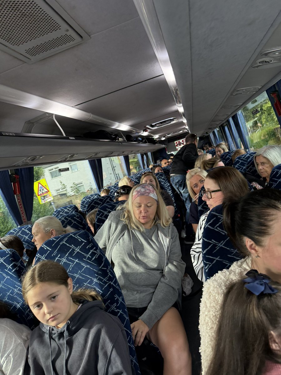 Glencroft Hall (Kings Croft) (@hallglencroft) on Twitter photo What an amazing trip for 70 people to Millport the sunshine 🌞 was just amazing part 1 <a href="/CateVallis/">Catherine Vallis</a> <a href="/croftfootschool/">Croftfoot Primary</a> <a href="/cashforkids/">Cash for Kids</a> What an amazing trip for 70 people to Millport the sunshine 🌞 was just amazing part 1 <a href="/CateVallis/">Catherine Vallis</a> <a href="/croftfootschool/">Croftfoot Primary</a> <a href="/cashforkids/">Cash for Kids</a>