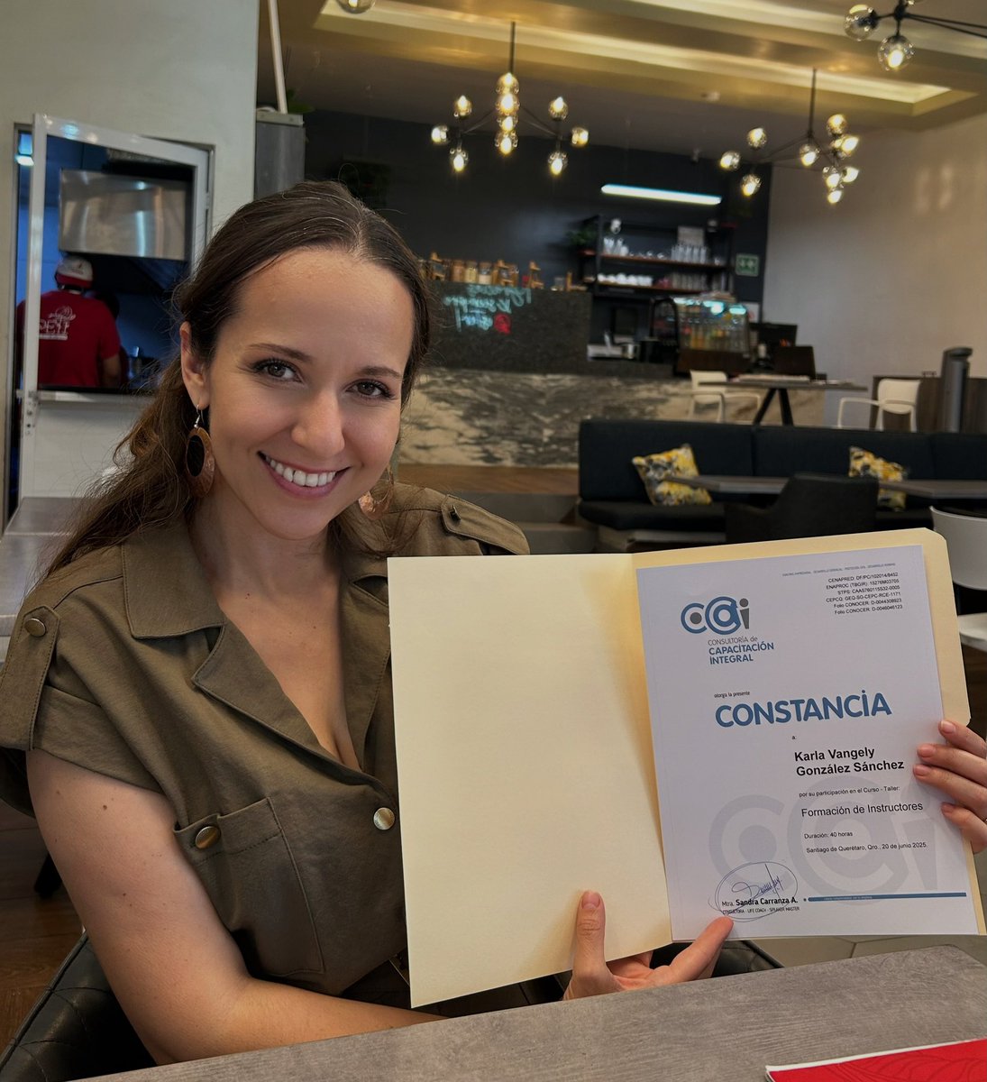 Siguiente paso, a la #SecretaríaDelTrabajo para oficializar que ya puedo platicarles cosas de comunicación, intangibles y otras cosas del mundo de la comunicación 360.