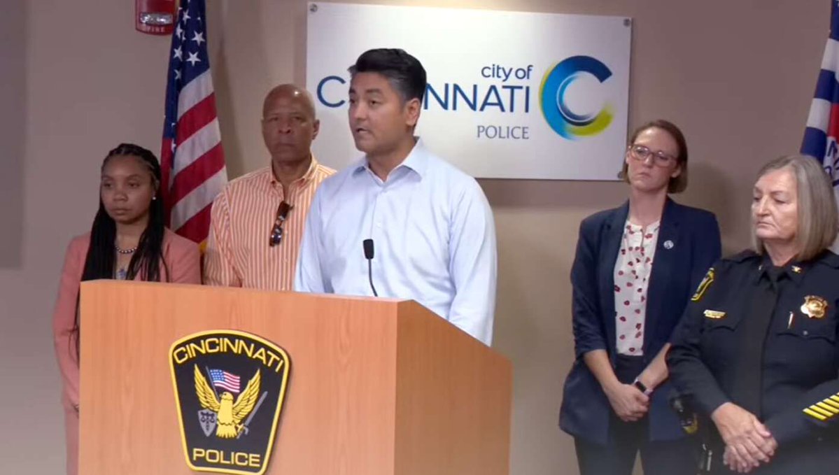 Cincinnati Authorities Warn White Visitors Not To Use Their Skulls To Attack Black Fists buff.ly/Q1ggrW3