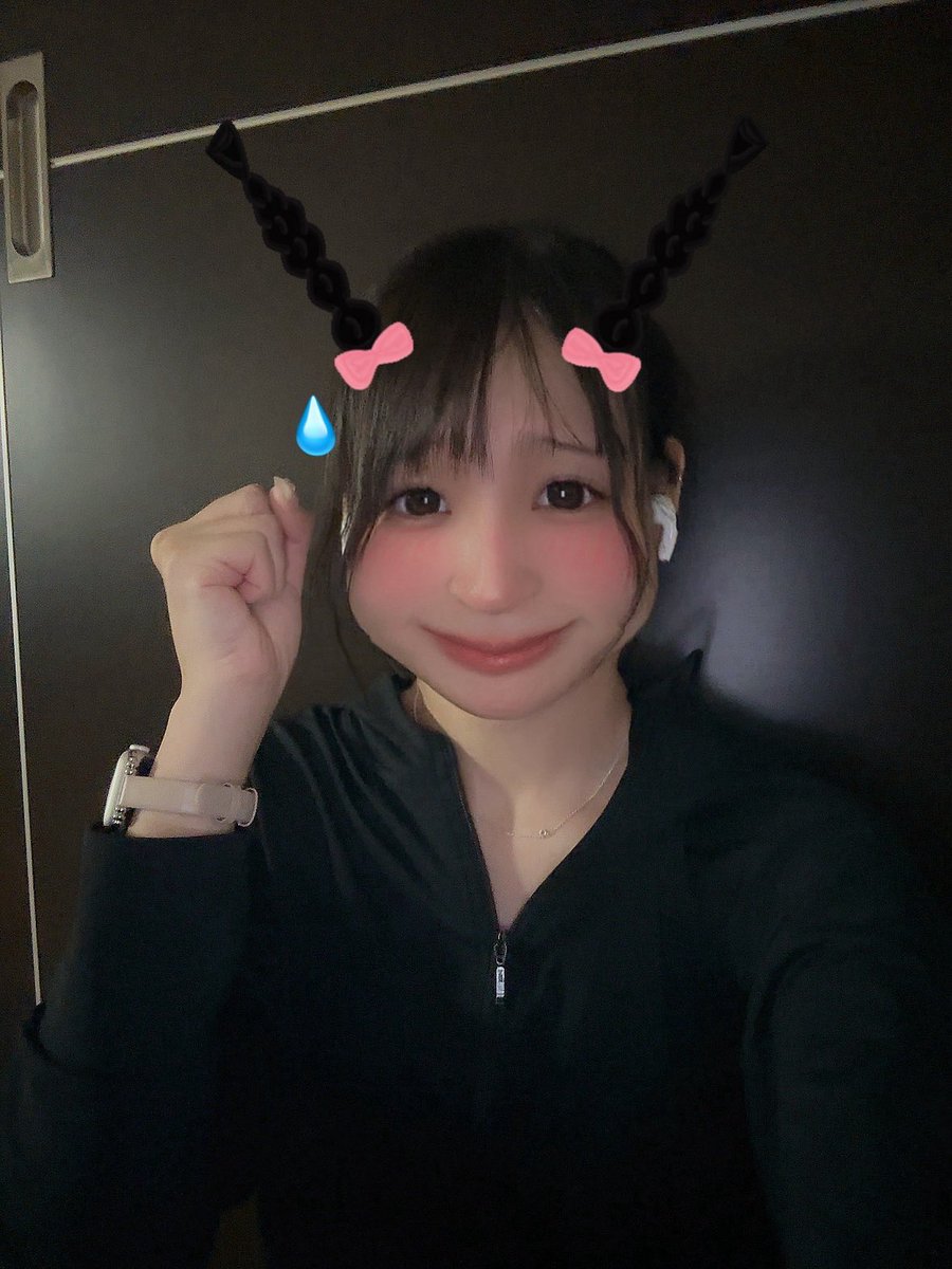 kote_yui's tweet photo. 短い足で頑張ったっつーの！
ランニングガチ勢のおじ様何人かに抜かされたっつーの！
帰りにアイス食べながら走って帰ったっつーの！ https://t.co/HxI4YPLwfA