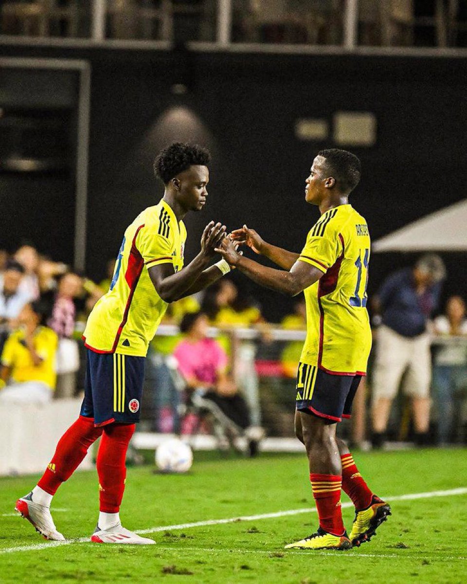 mateusduque's tweet photo. AURA 🇨🇴 https://t.co/i6KvjGVhgu