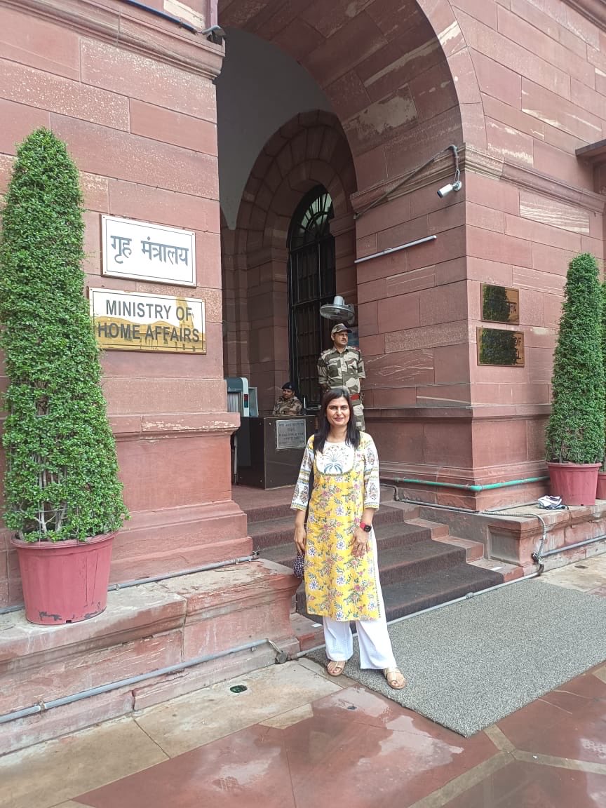 bhartijainTOI's tweet photo. I started covering MHA in 1996. Starting with Indrajit Gupta, have reported from North Block corridors under Mr L K Advani, Mr Shivraj Patil, Mr Chidambaram, Mr Sushil Kumar Shinde, Mr Rajnath Singh and now Mr Amit Shah. Perhaps my last visit here as MHA shifts to a new office https://t.co/zR3sgTJUGP