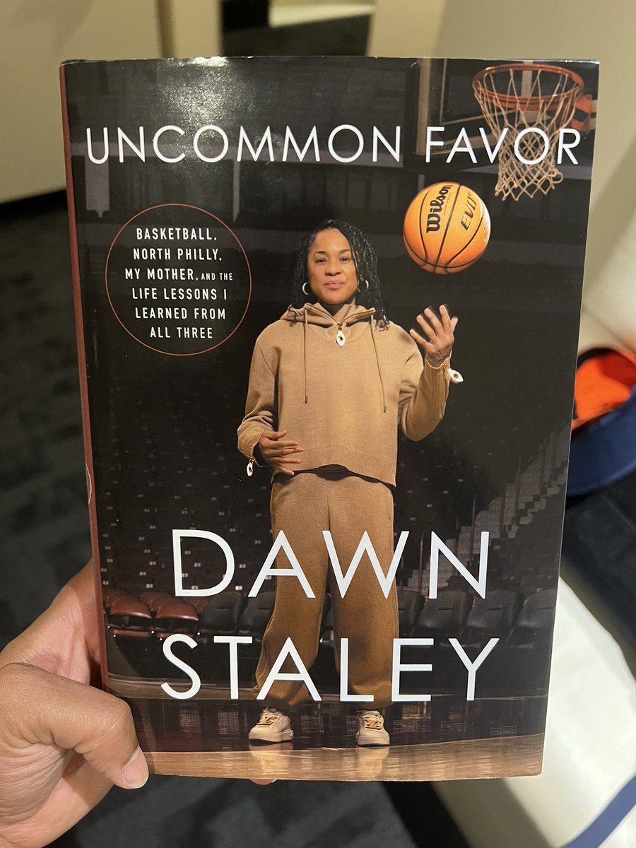 Coach Aikens (@brit_aik3ns) on Twitter photo 📖Book Suggestions/Thoughts:
Uncommon Favor by <a href="/dawnstaley/">dawnstaley</a>
Really enjoyed getting an inside scoop of what her life has entailed as a player & coach.
Fav Quote-
“The sooner you can get to who you are, what you stand for, what you believe in, the sooner your path is revealed” 📖Book Suggestions/Thoughts:
Uncommon Favor by <a href="/dawnstaley/">dawnstaley</a>
Really enjoyed getting an inside scoop of what her life has entailed as a player & coach.
Fav Quote-
“The sooner you can get to who you are, what you stand for, what you believe in, the sooner your path is revealed”