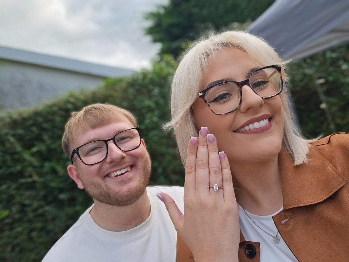 Emma Cairns tweet media