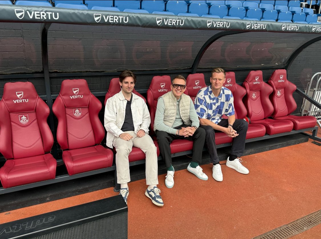 Amy Elkins tweet media