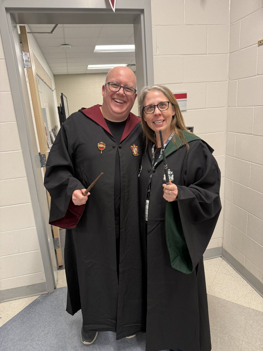 Mrs. Underbrink (@edtechmrsu) on Twitter photo Having a blast at <a href="/RobstownISD/">Robstown ISD</a> #TechConnect getting to see faces both new and old! Thanks again <a href="/RachelMedrano14/">Rachel Medrano</a> for putting together an amazing fun filled event!! Having a blast at <a href="/RobstownISD/">Robstown ISD</a> #TechConnect getting to see faces both new and old! Thanks again <a href="/RachelMedrano14/">Rachel Medrano</a> for putting together an amazing fun filled event!!