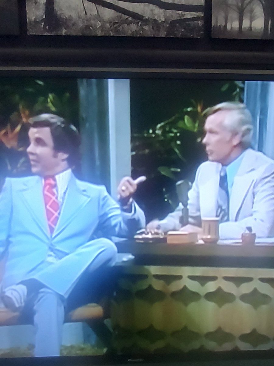 JohnIsa69517391's tweet image. Johnny Carson and Rich Little. Back when late night talk shows were funny and had zero political nonsense
