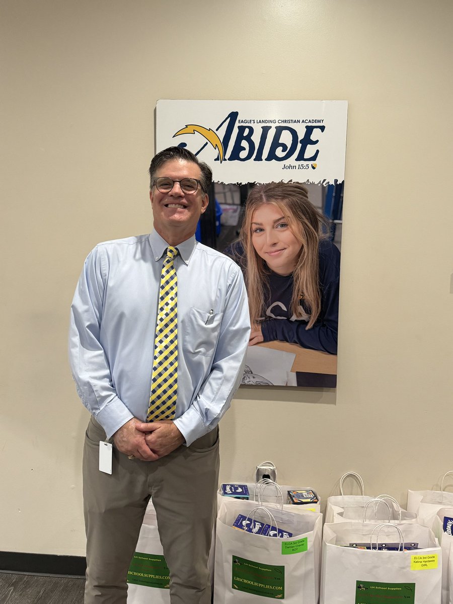 Dr. Keith Curlee (@keithcurlee) on Twitter photo Great first day of school for the 25/26 school year at <a href="/ELCAChargers/">ELCA Chargers</a>! My 34th first day as an educator and 2nd at ELCA! Go Chargers!! Great first day of school for the 25/26 school year at <a href="/ELCAChargers/">ELCA Chargers</a>! My 34th first day as an educator and 2nd at ELCA! Go Chargers!!