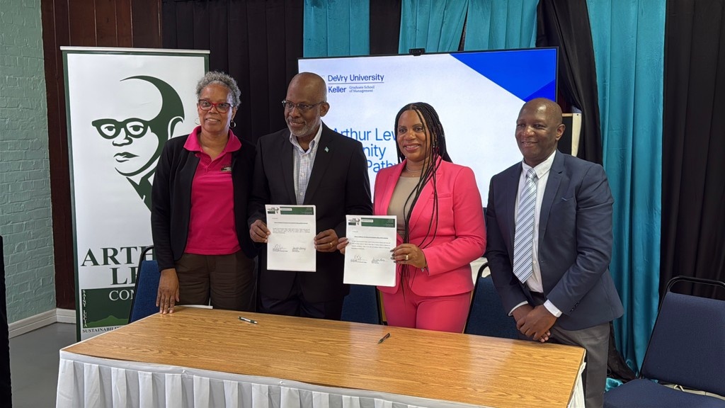 SirArthurLewis's tweet image. We have officially signed an MOU with DeVry University, establishing a strategic partnership that opens more global doors for our students.
#salcc #salccpartnerships #devryuniversity #globaleducation #salccgraduates