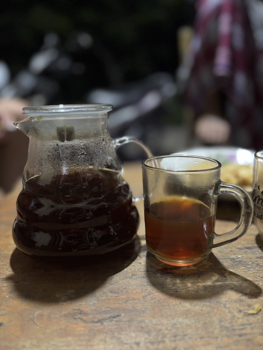 Ngopi sik ndhak gelisah… ☕️
